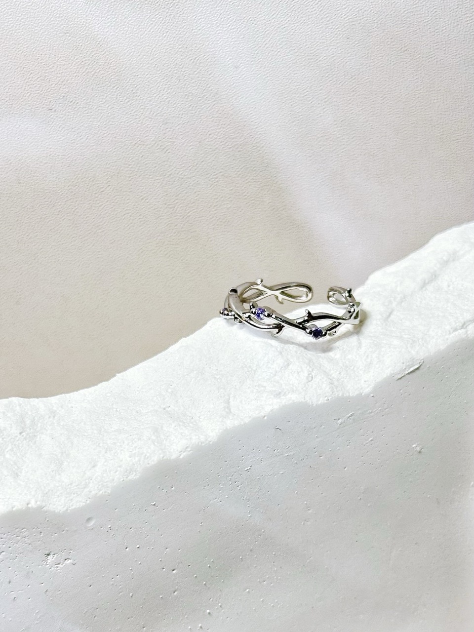 法式鋯石交叉荊棘感戒指