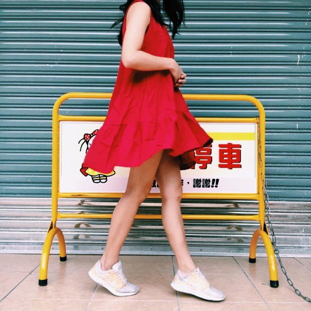 夏日新款小紅洋裝