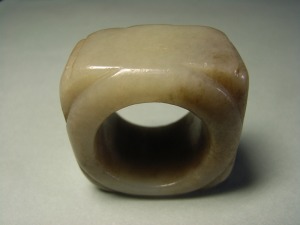 宋 玉琮斑指 長3.4公分寬3.4公分高2.05公分