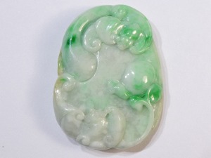 A115 緬甸翡翠玉福壽如意花件 長4.7厘米寬3.5厘米厚1厘米