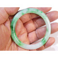 A002 緬甸翡翠玉鐲 外徑7.05厘米內徑5.33厘米高度0.83厘米，18圍_2