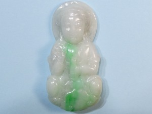 A306 緬甸翡翠觀音 長4.86厘米寬2.47厘米厚0.82厘米