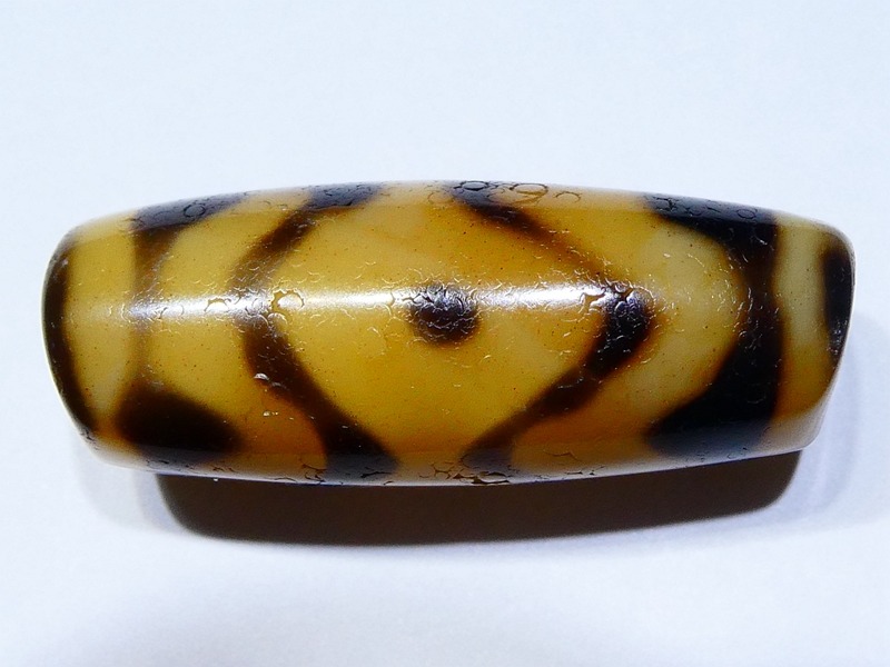 西藏波紋金剛三眼天珠 直徑1.11厘米，長度2.84厘米-歡迎來店鑑賞