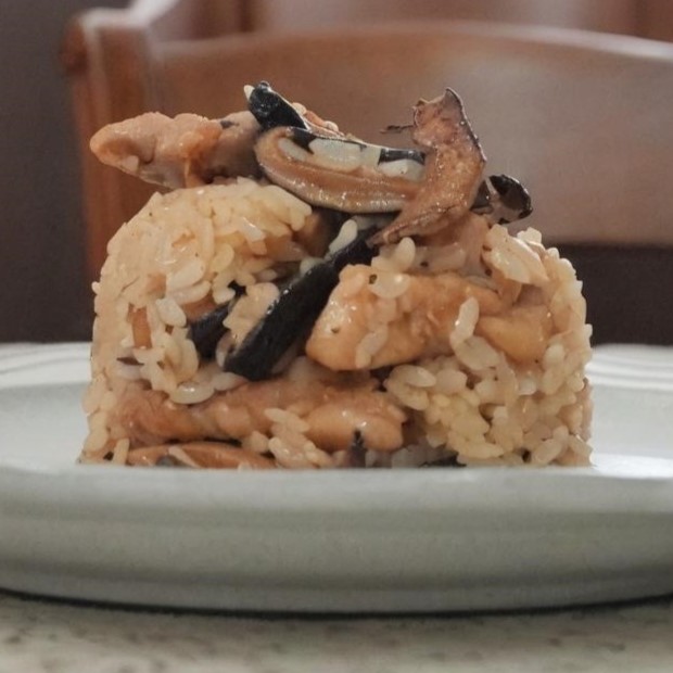 麻油香菇雞飯完成品