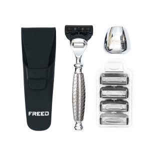 【FREED】尊爵四件組五刀式刮鬍刀禮盒 - F滿版鍍鎳浮雕