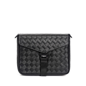 【FREED】編織壓花方格扣斜肩包