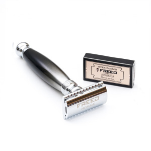 【FREED】封閉式復古雙刃安全刮鬍刀- 哈德斯  (附刀片10片)