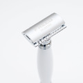 【FREED】封閉式復古雙刃安全刮鬍刀- 珍珠白 (附刀片10片)_2