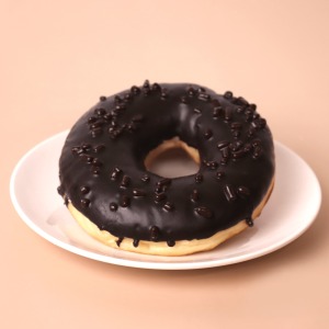 巧克力甜甜圈