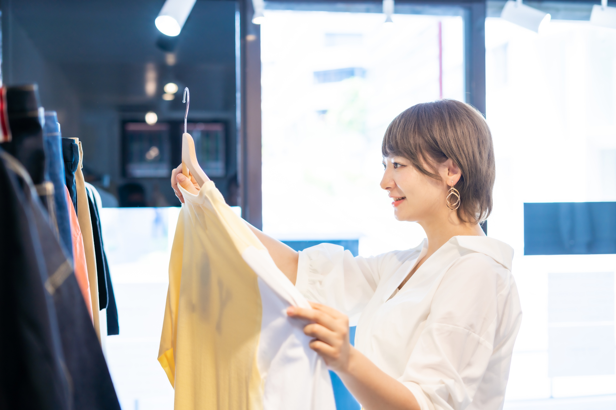 測出來的顏色當然要能夠在平時習慣的生活圈裡找到，那麼測色才有意義。