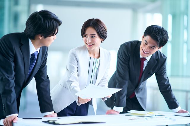 策略性地傳遞積極正面的第一印象，為自己的專業能力背書，這就是影響力的來源。