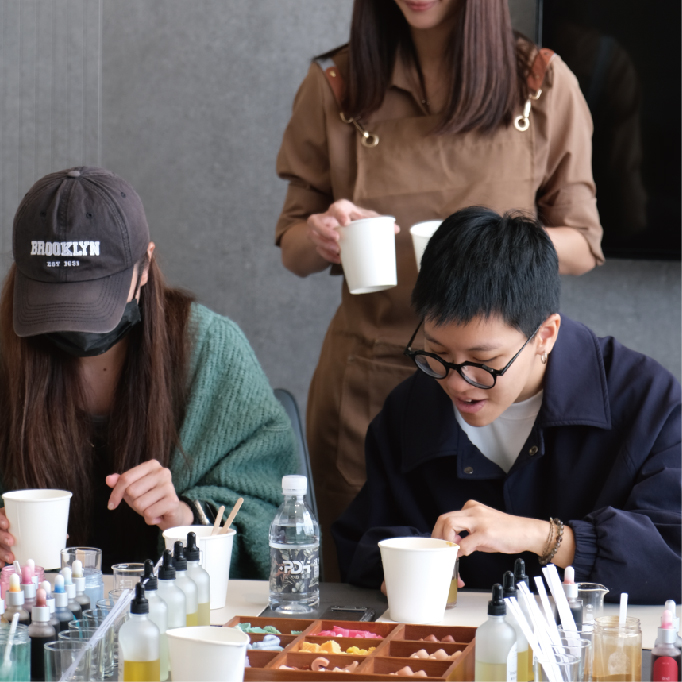 羅特麗磁磚 聖誕造型燭杯課程