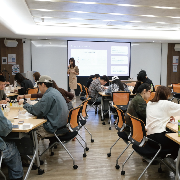 瑞嘉軟體科技 企業調香工作坊
