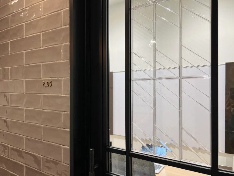 新加坡One&Co-iwasemi 透明吸音板 & 磁吸吸音板