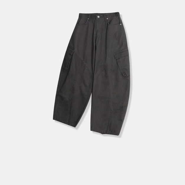 彎刀剪裁工裝寬褲