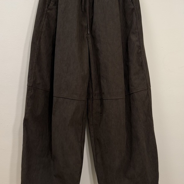 寬版燈芯絨立體長褲