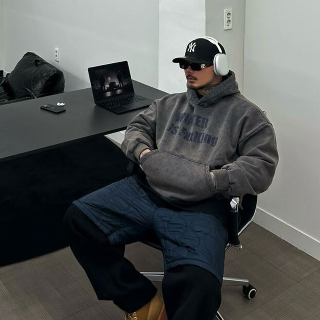 水洗字樣短版帽Tee