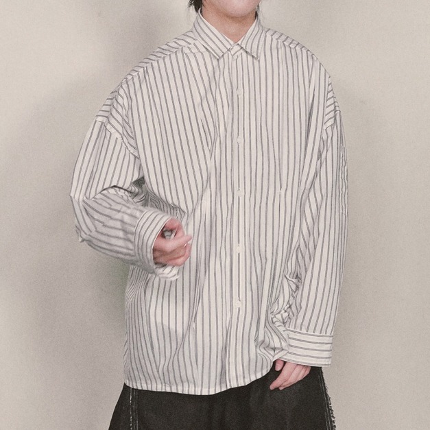 落肩寬版條紋襯衫