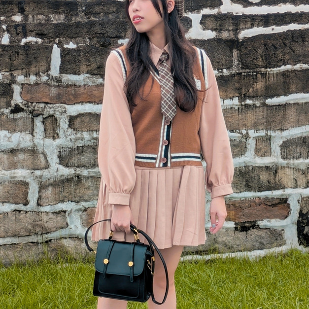 書卷少女—三件套（洋裝、背心、領結）（4色）