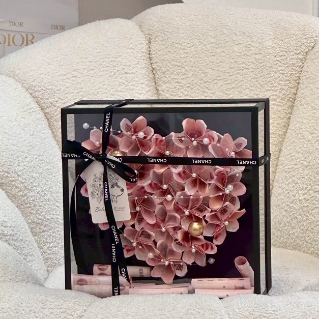 愛心錢錢花盒<含3000現金>