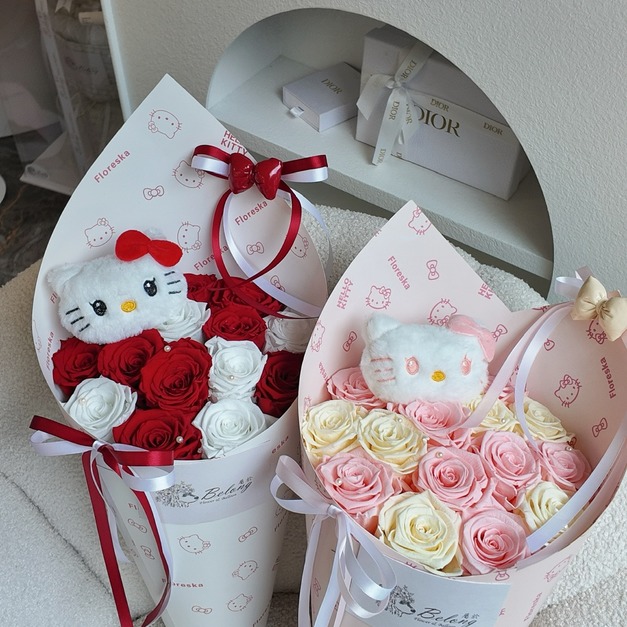 15朵kitty冰淇淋永生花抱抱筒