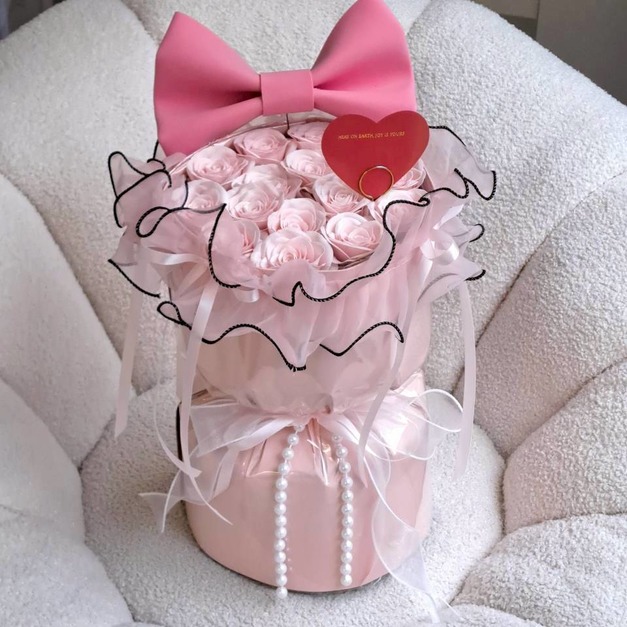 蝴蝶結芭蕾花束