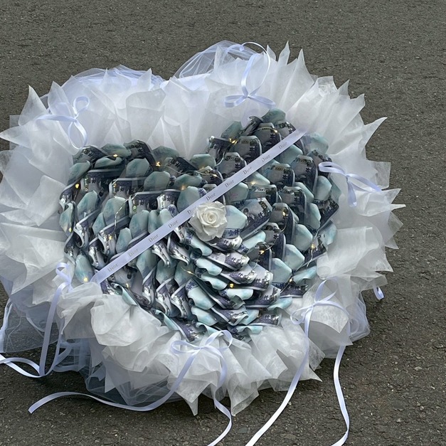 【北屯現貨】52張大單朵錢錢花束<含52000現金>