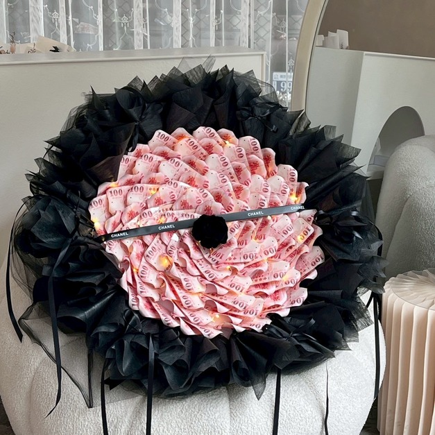 【北屯現貨】52張大單朵錢錢花束<含5200現金>