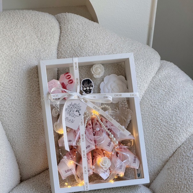 【三民現貨】公主殿下請收花<含1000現金>