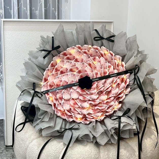 【潭子現貨】52張大單朵錢錢花束<含5200現金>