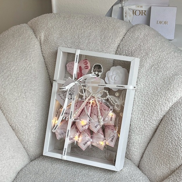 【三民現貨】公主殿下請收花<含1000現金>