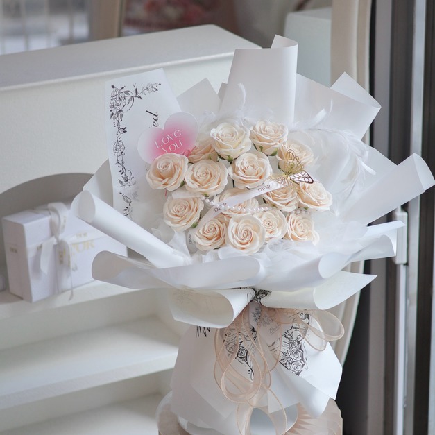 【北區加盟店現貨】15朵香氛花束