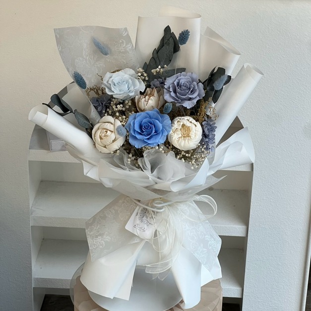 【北區加盟店現貨】三朵永生花花束