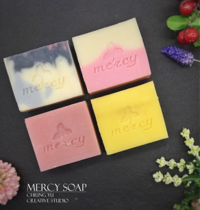 『一縷花香』寵愛呵護禮盒組///四入禮盒組