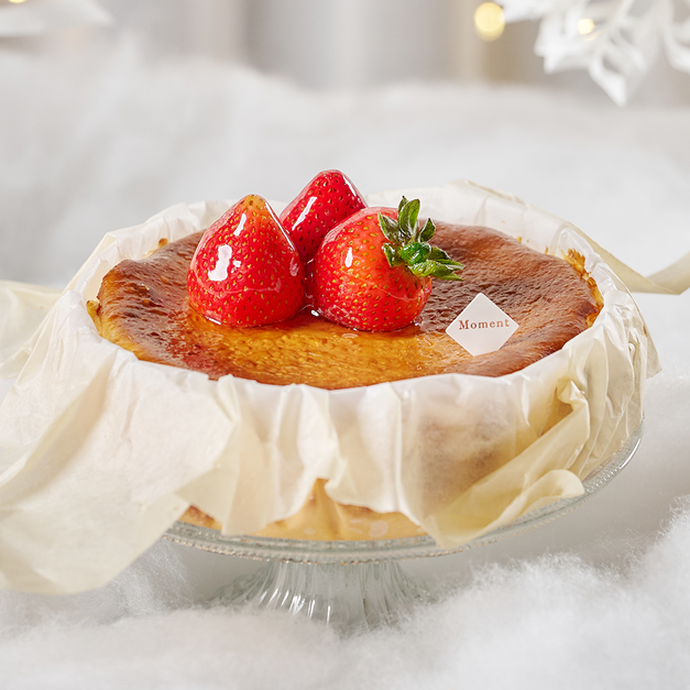 【預購】Moment-甘王草莓巴斯克(5吋)