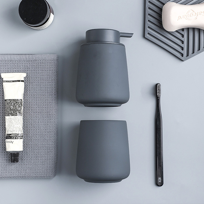 合牧生活- 北歐純色陶瓷洗手乳分裝瓶