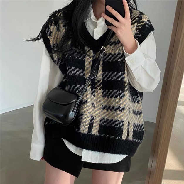 Moch Moch 英國風寬鬆毛衣背心