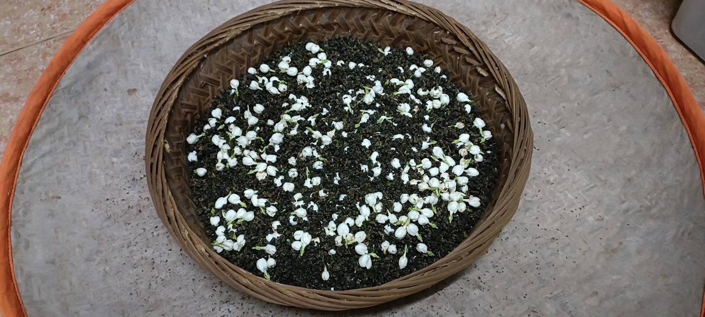 《花茶四部曲之四--發酵香是靈魂，窨製香是眷戀：在最快的時代顯影一杯最慢的時光》