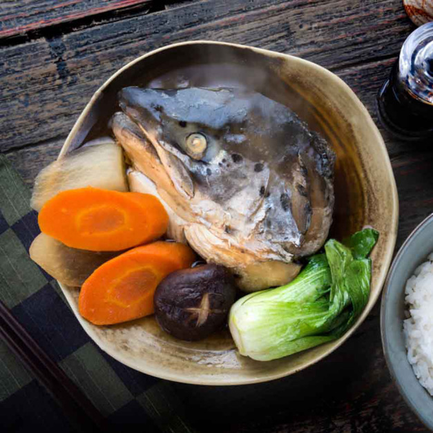 基隆外海當日現撈野生鮭魚頭