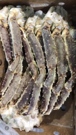 日本北海道空運鱈場蟹腳 一公斤裝 約四隻 (上引水產供貨商)