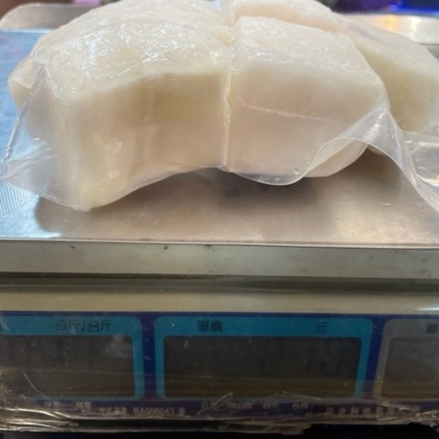 正冰島深海圓鱈魚塊，我最便宜，無刺~~~500g裝