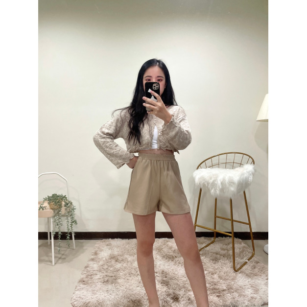 短版木耳捲邊針織 兩穿