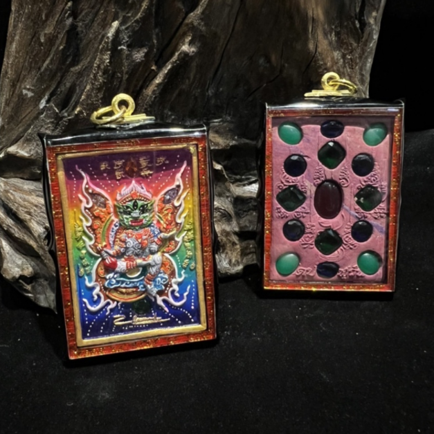 彩虹深藍底、紫背