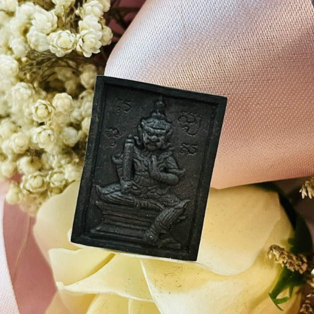 「裸牌」黑 -$600