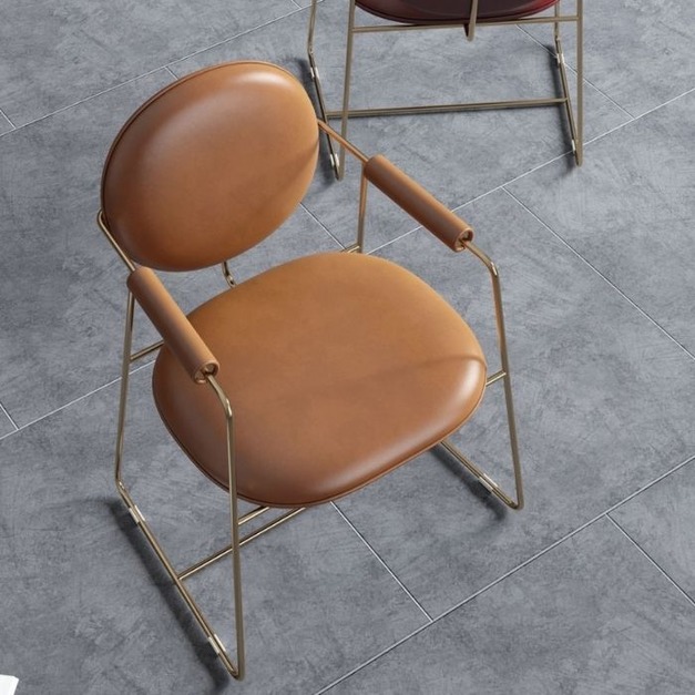 輕奢風格模擬皮餐椅 家用ins風扶手舒適靠背椅子（鈦金底架）