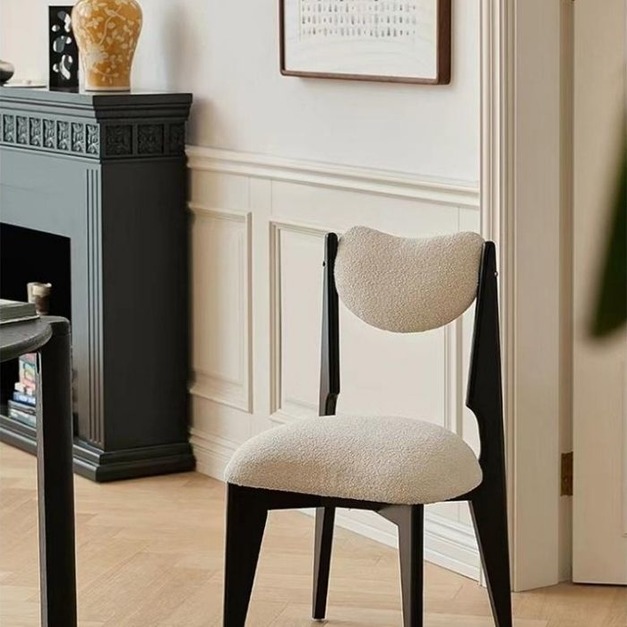 【遇合系列】中古風系列桃心椅 家用簡約餐廳羊羔絨面料白蠟木餐椅