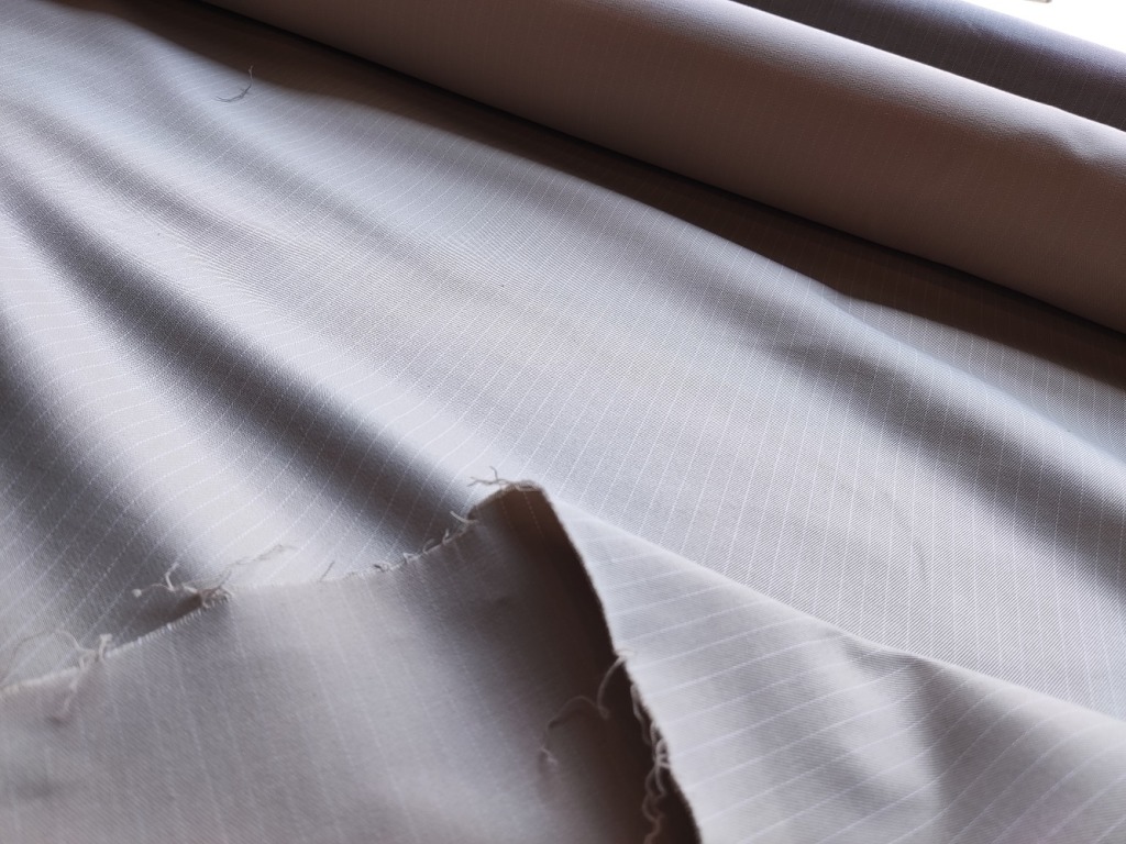 質感灰卡其條紋純棉彈性先染布西裝布 Hmtm 台灣領先織品購物平台 讓小眾變出眾