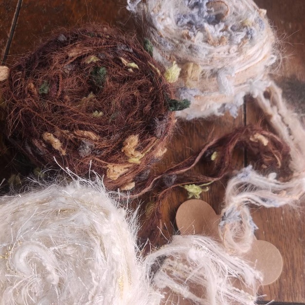 手混線 | 森林裡的下午茶