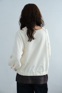 挖肩層疊寬鬆上衣｜米白