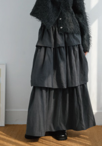 蜜桃絨層疊蛋糕裙｜深灰